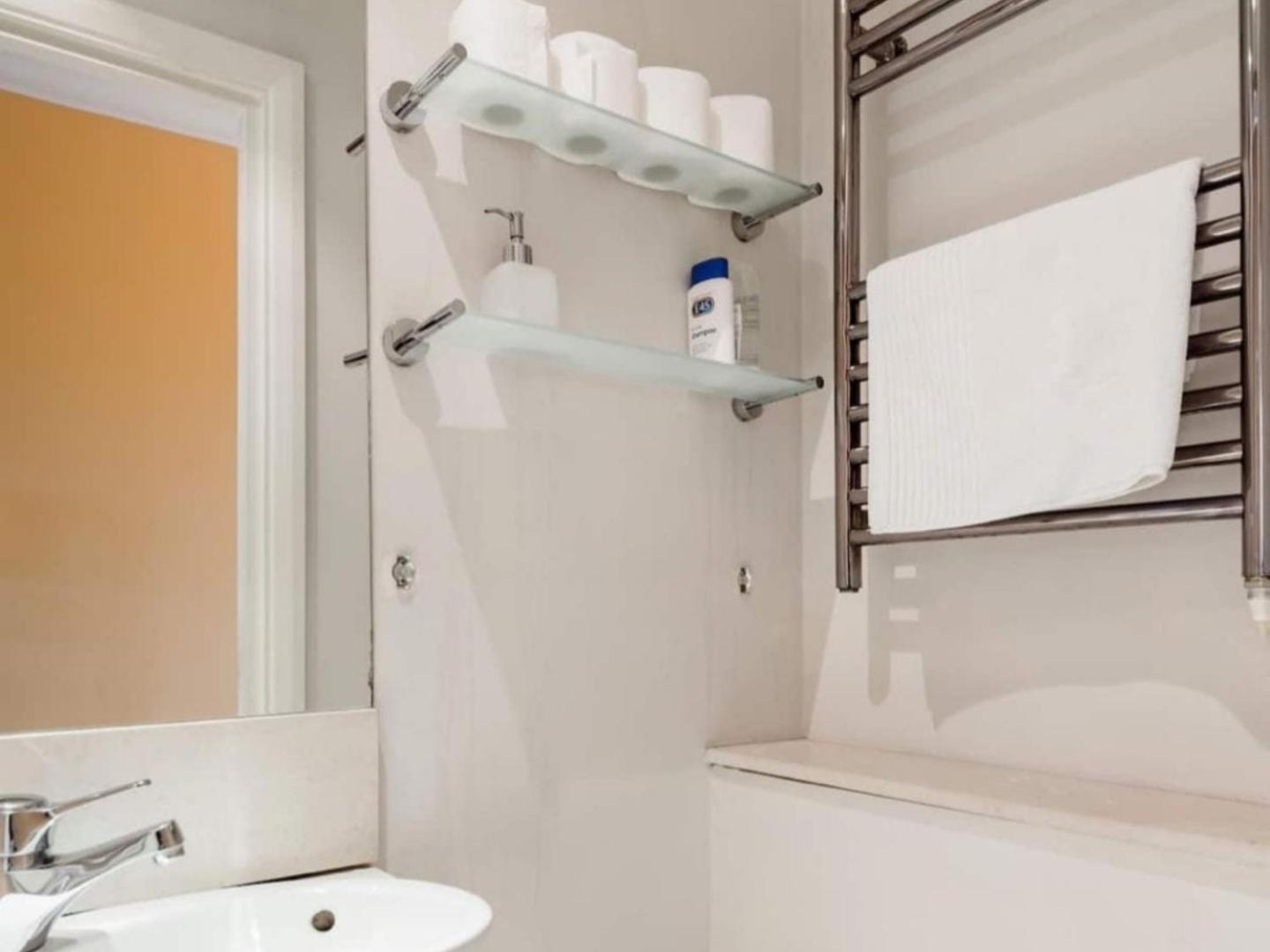 Sunny 1 Bedroom Flat In Central לונדון מראה חיצוני תמונה